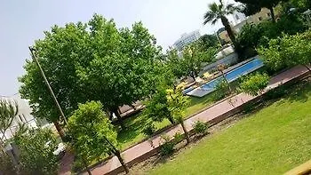 Mursel Pansiyon Garden Hotel Kusadası