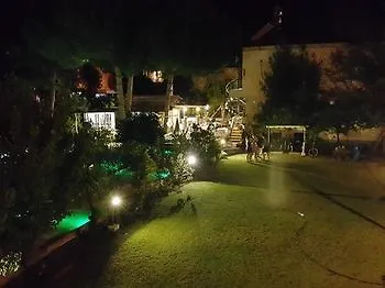 Mursel Pansiyon Garden Hotel 库萨达斯
